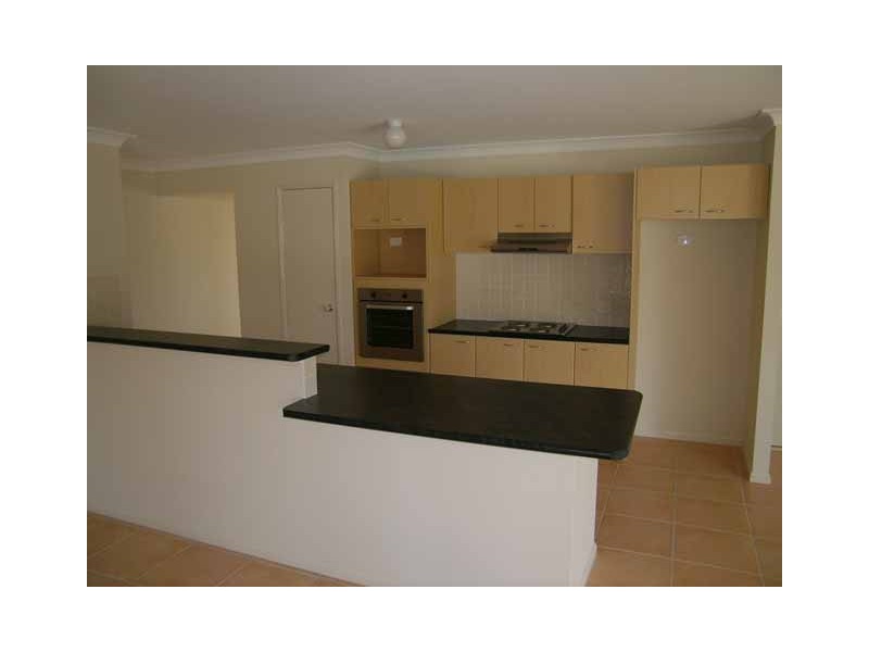 Eatons Hill QLD 4037