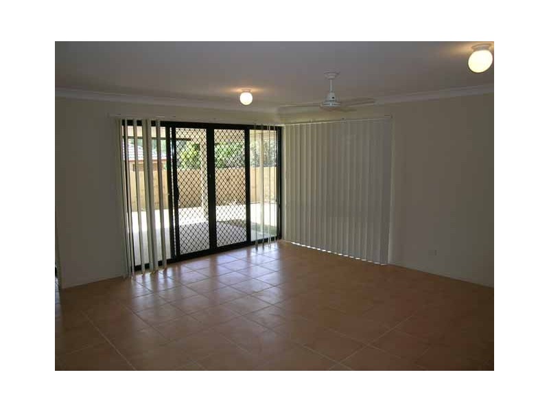Eatons Hill QLD 4037