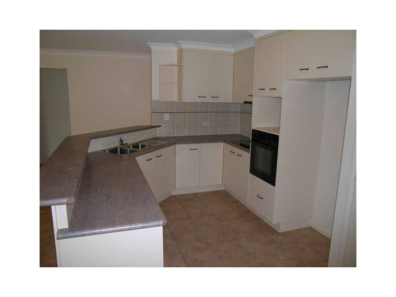 Eatons Hill QLD 4037