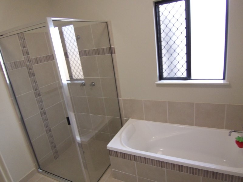 64 Mannikin, Bohle Plains QLD 4817