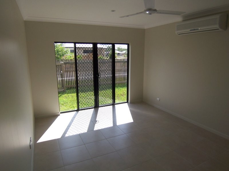 64 Mannikin, Bohle Plains QLD 4817