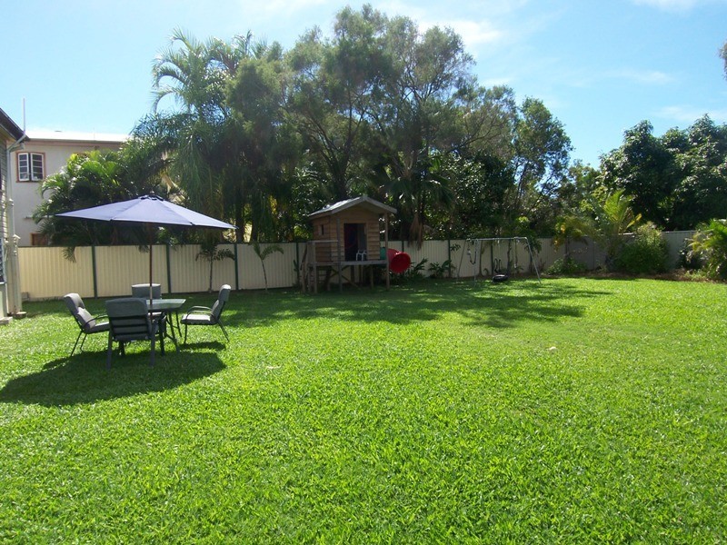 93 Robertson Street, Railway Estate QLD 4810