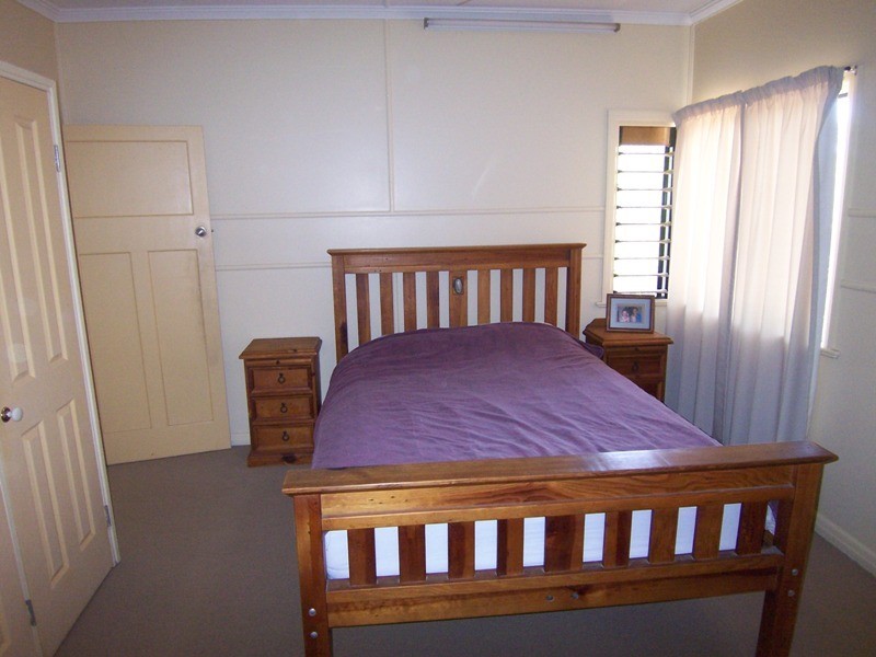 93 Robertson Street, Railway Estate QLD 4810