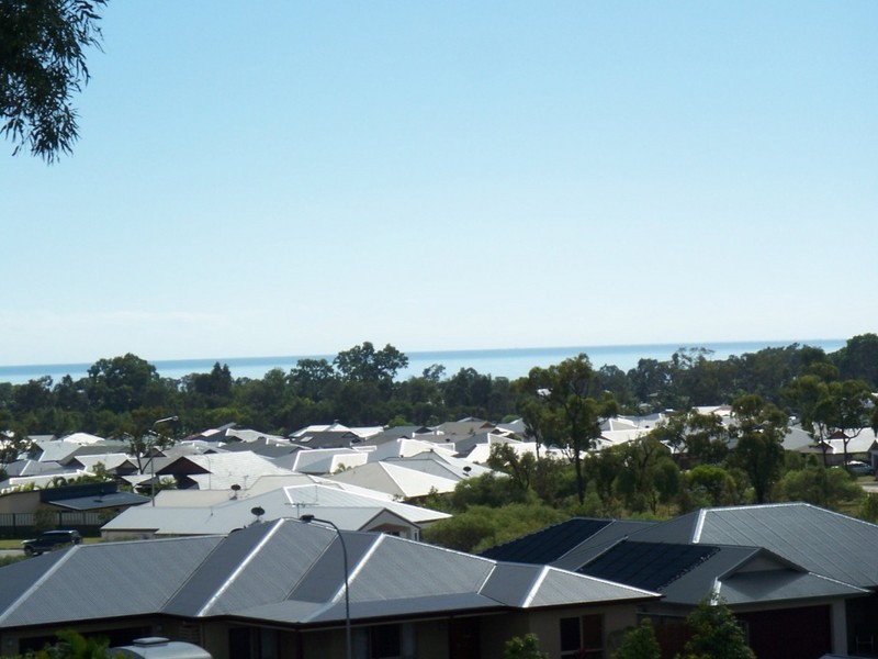 18 Baxendall Place, Bushland Beach QLD 4818