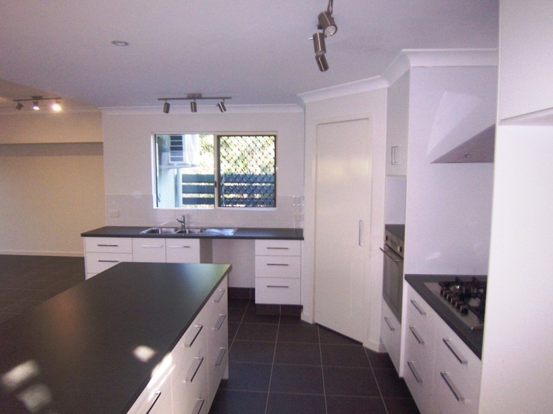 5 Springbrook Parade, Idalia QLD 4811