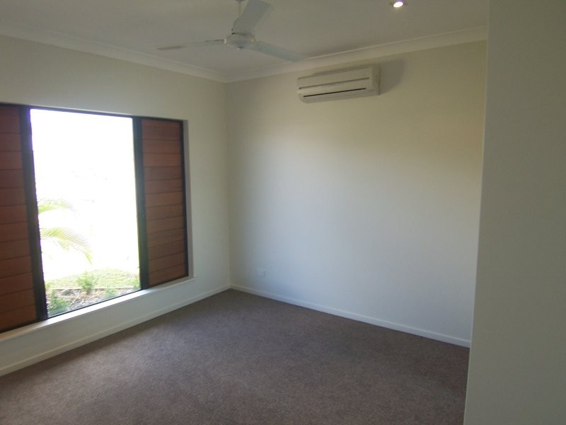 7 Riverstone Court, Mount Louisa QLD 4814