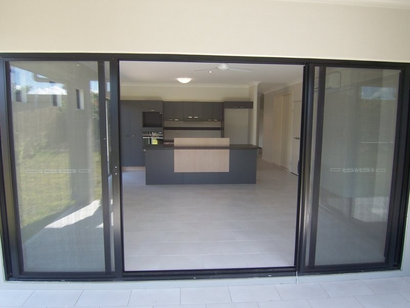 7 Riverstone Court, Mount Louisa QLD 4814