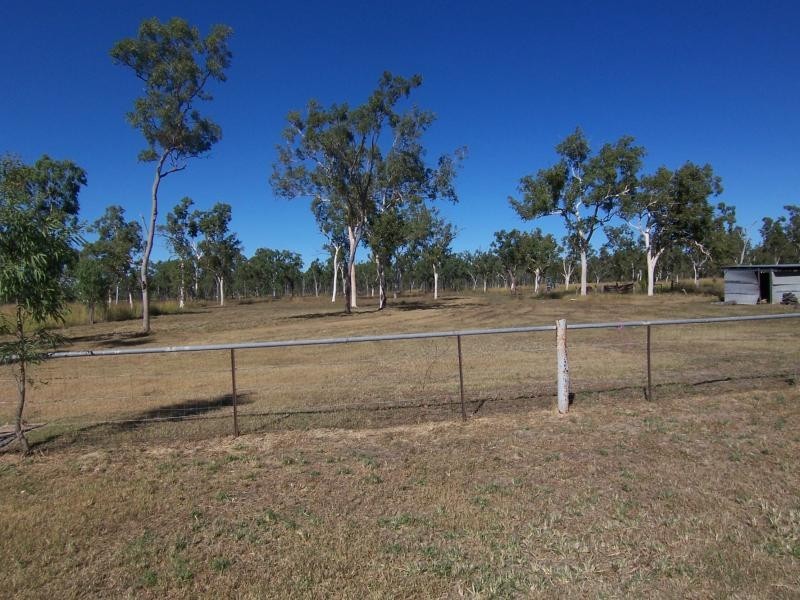 2434 Woodstock Giru Road, Majors Creek QLD 4816