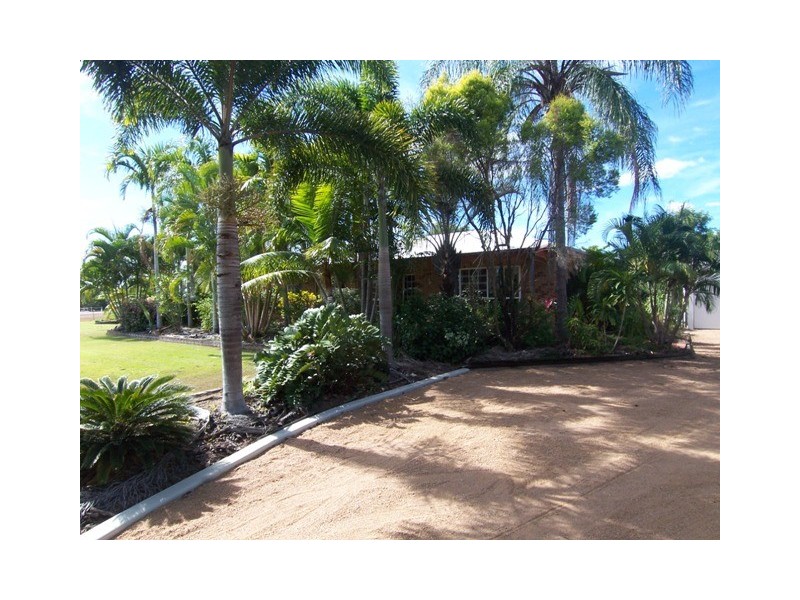 1 Elberry Crescent, Kelso QLD 4815