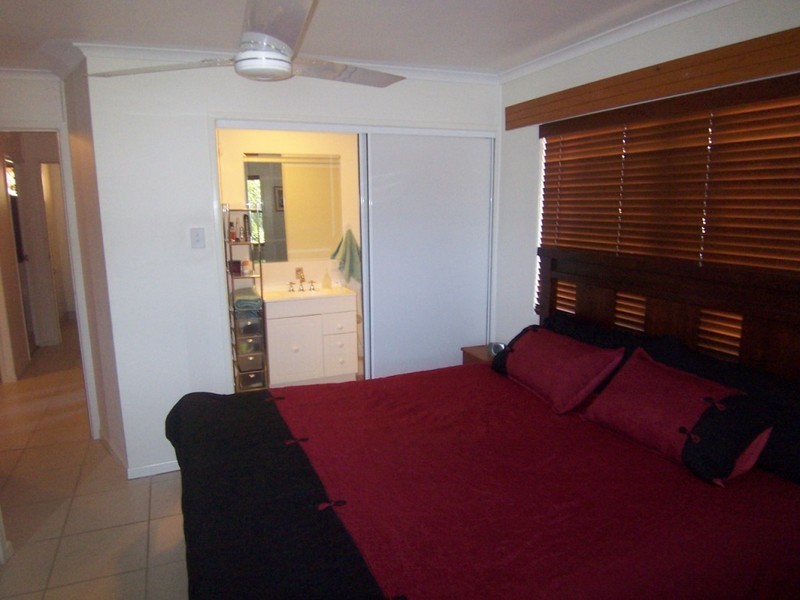 16 Rosecrans Avenue, Kirwan QLD 4817