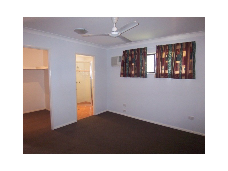 23 Minstrel Court, Bushland Beach QLD 4818