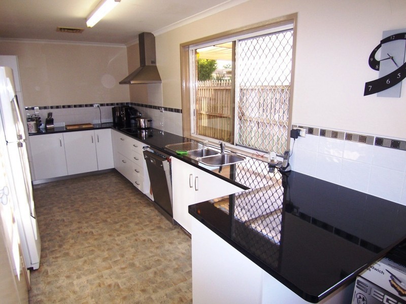 11 Madrid Court, Kirwan QLD 4817