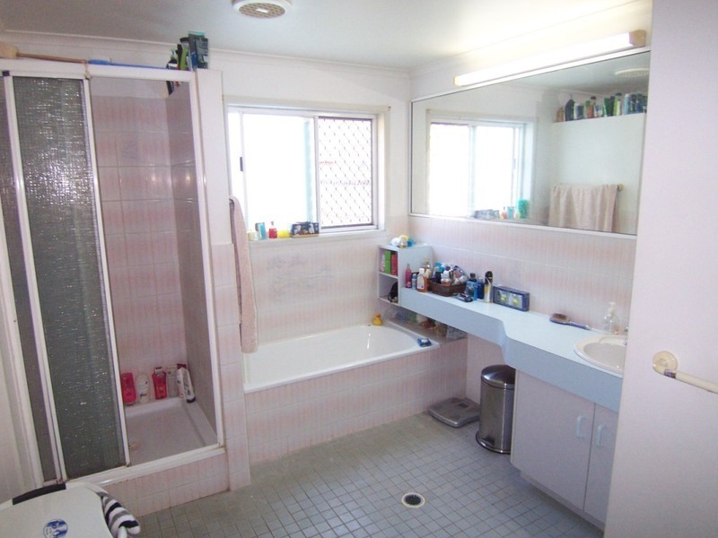 11 Madrid Court, Kirwan QLD 4817