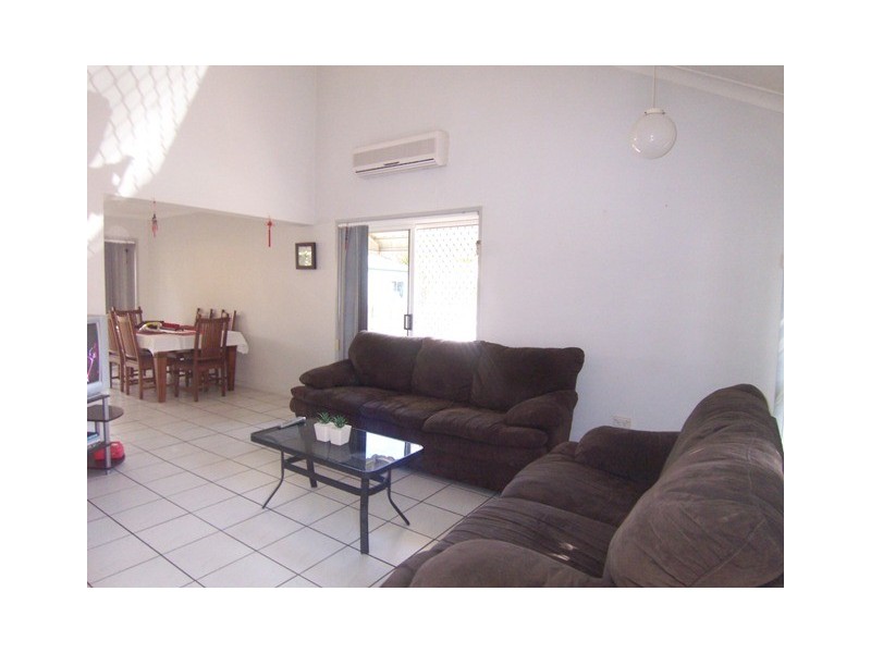 Pimlico QLD 4812