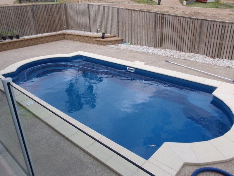 Bushland Beach QLD 4818