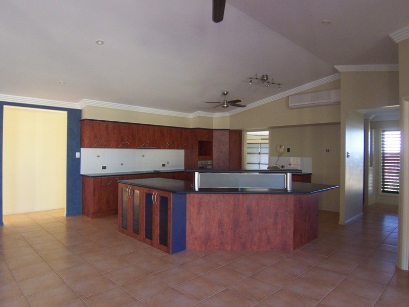 Mount Louisa QLD 4814