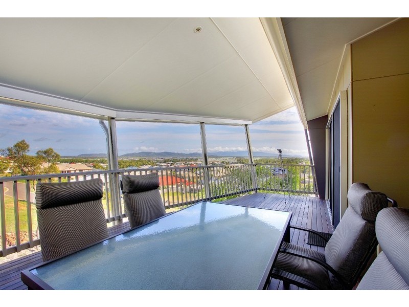 11 Kosciusko Way, Mount Louisa QLD 4814