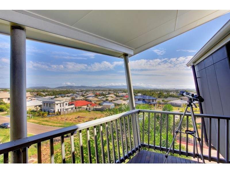 11 Kosciusko Way, Mount Louisa QLD 4814