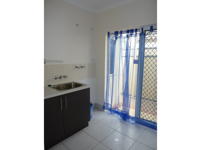 Railway Estate QLD 4810