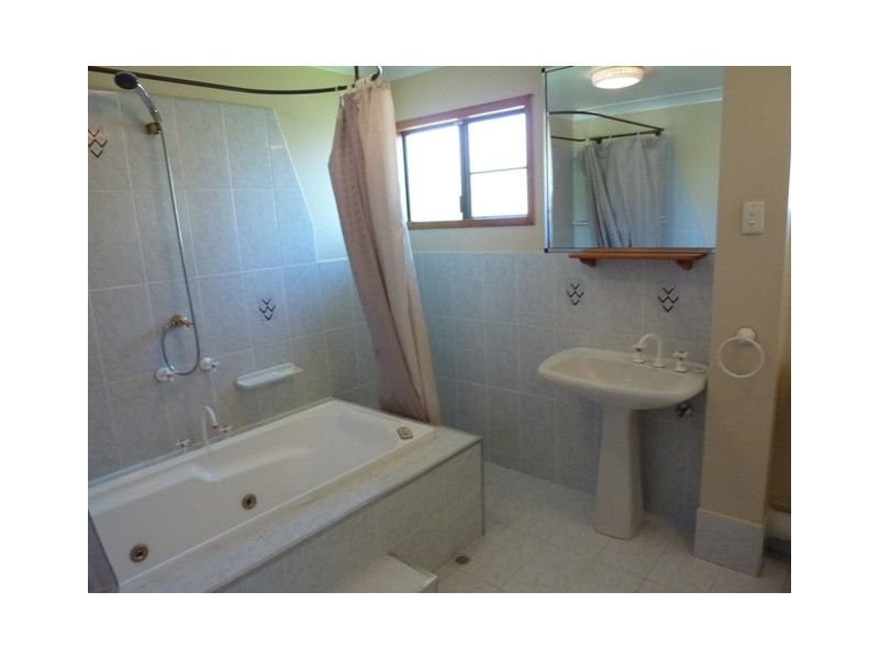 Hermit Park QLD 4812