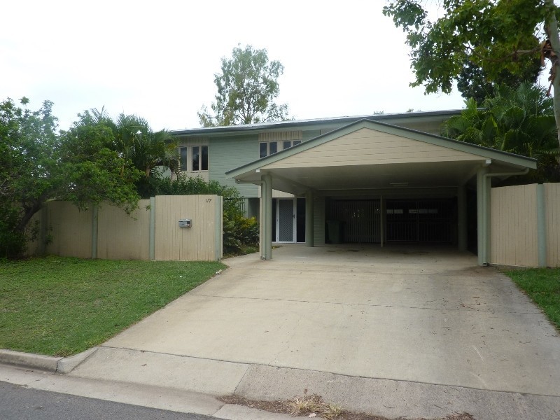 117 Eleventh Avenue, Railway Estate QLD 4810