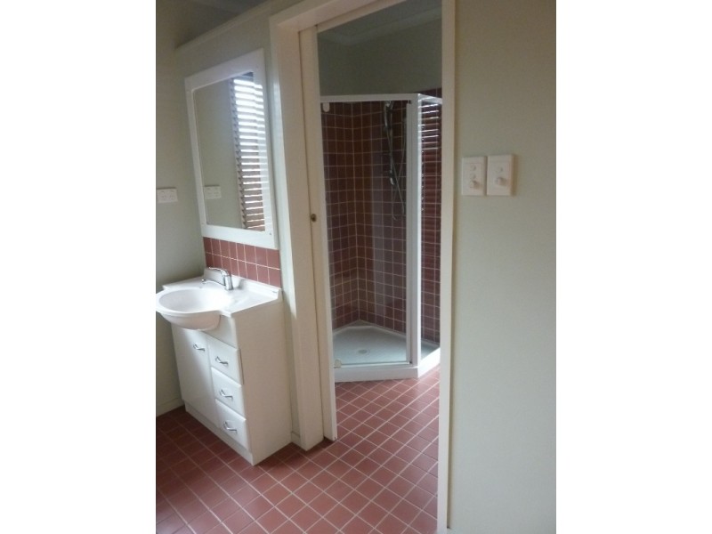 117 Eleventh Avenue, Railway Estate QLD 4810