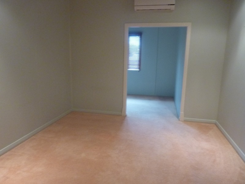 117 Eleventh Avenue, Railway Estate QLD 4810