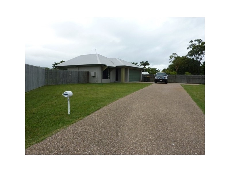 3 Chancellor Court, Kelso QLD 4815
