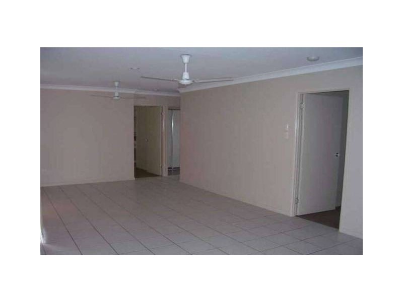 3 Chancellor Court, Kelso QLD 4815