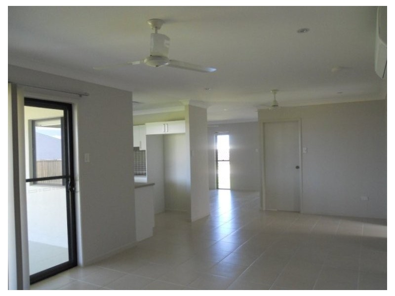 3 Channel Street, Bushland Beach QLD 4818