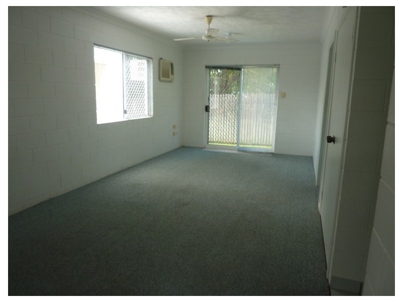 6/36 Henry Street, West End QLD 4810