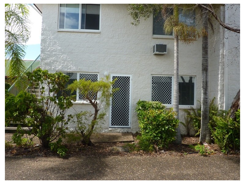 6/36 Henry Street, West End QLD 4810