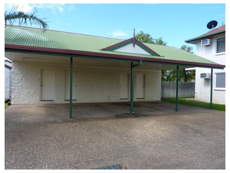 6/36 Henry Street, West End QLD 4810