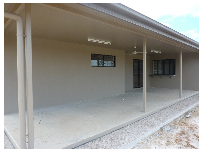 2 Apple Gum Avenue, Mount Low QLD 4818