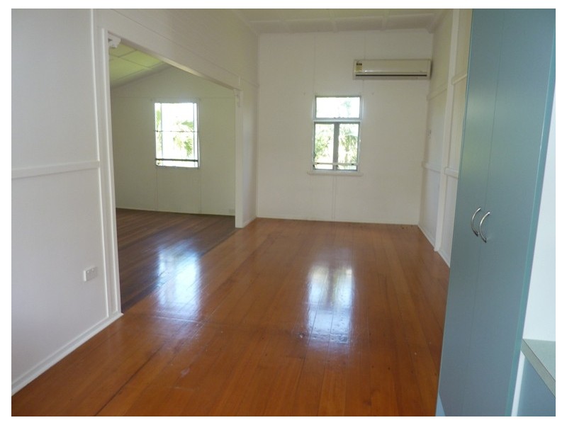 Hermit Park QLD 4812