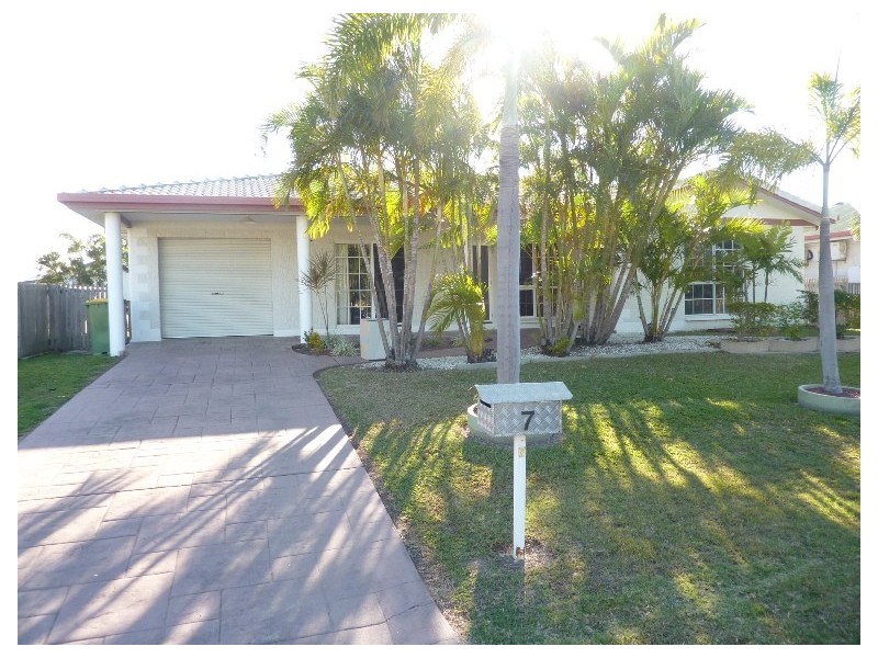 Mount Louisa QLD 4814