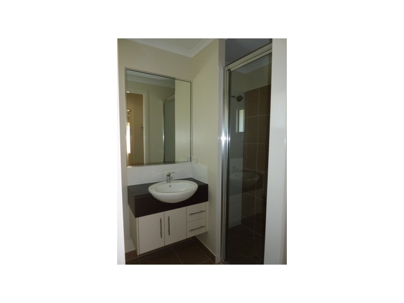 Bushland Beach QLD 4818