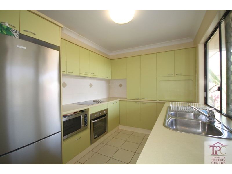 18 Chaimberlane Place, Kirwan QLD 4817