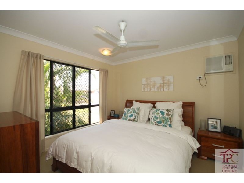 18 Chaimberlane Place, Kirwan QLD 4817