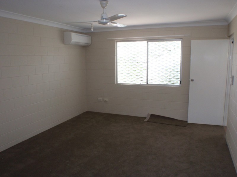 1/64 McBride Street, Kirwan QLD 4817