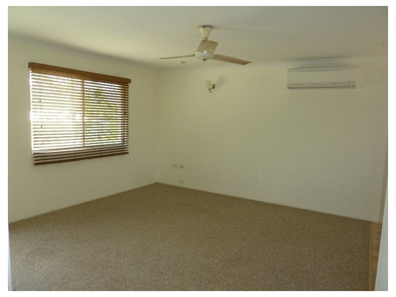 33 Ruby Round, Kelso QLD 4815