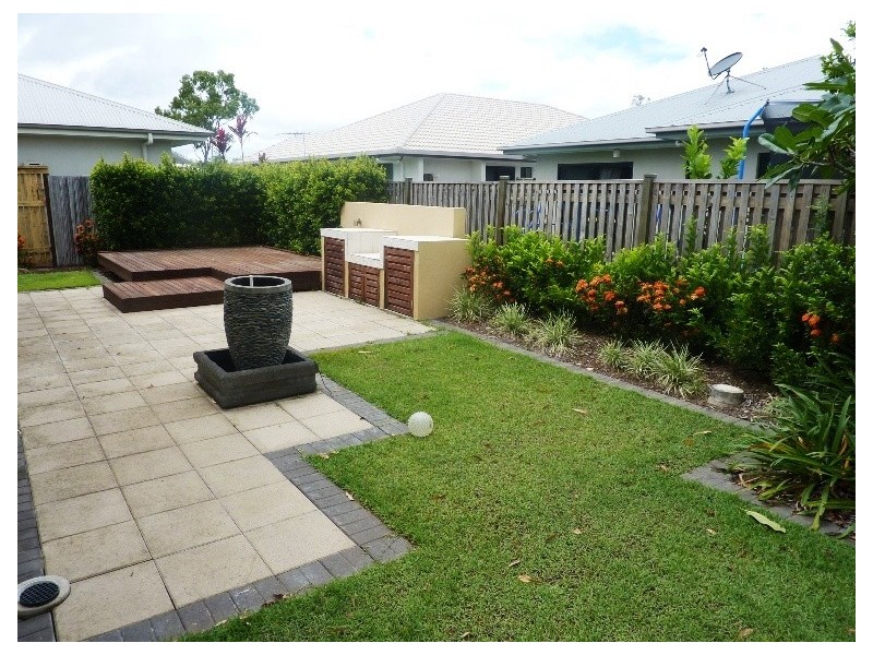 32 Dunlop Street, Kelso QLD 4815