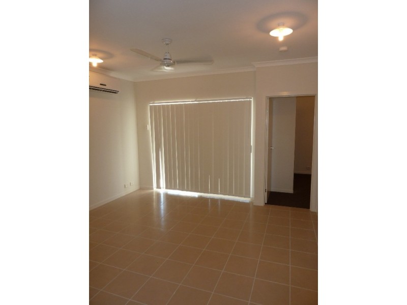 8 Dunlop Street, Kelso QLD 4815