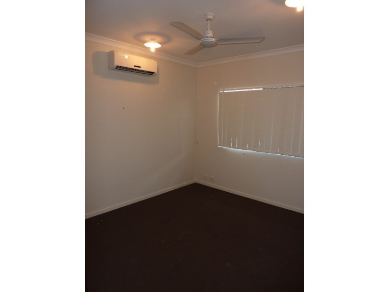 8 Dunlop Street, Kelso QLD 4815