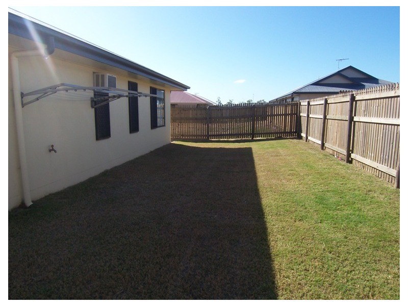 82 Guilfoyle Circuit, Kirwan QLD 4817