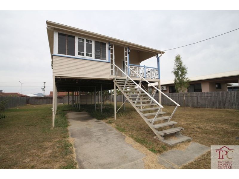 6 Simonsen Court, Kelso QLD 4815