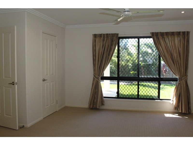 37 Lakeland Boulevard, Idalia QLD 4811