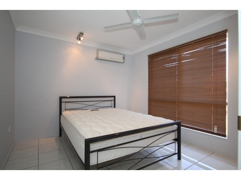 15 Doncaster Way, Mount Louisa QLD 4814