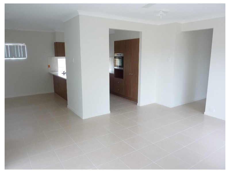 54B  Dunlop Street, Kelso QLD 4815