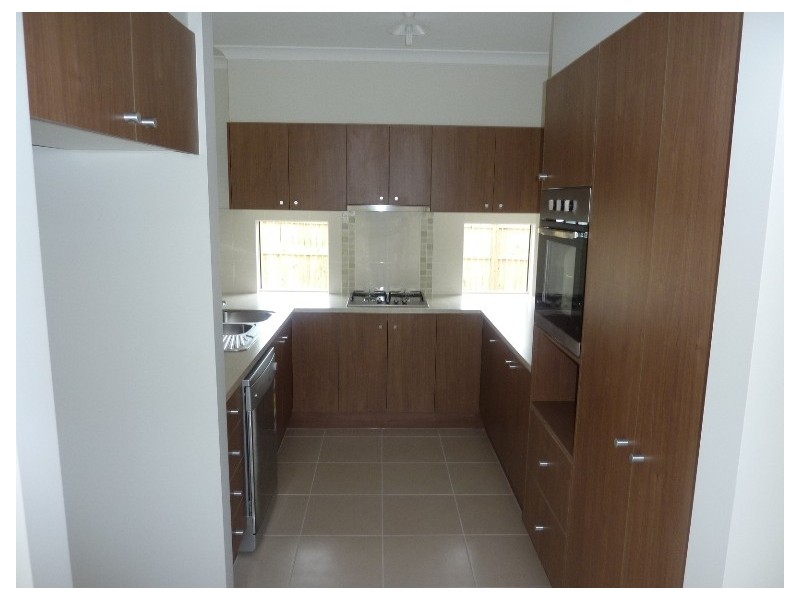 54B  Dunlop Street, Kelso QLD 4815